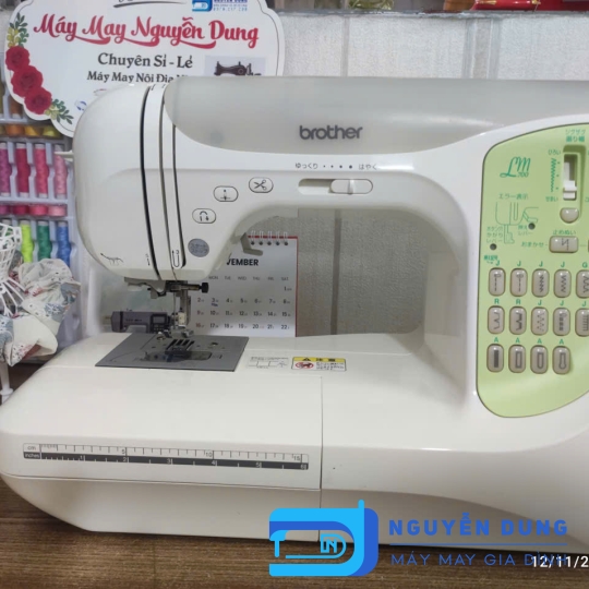 MÁY MAY GIA ĐÌNH NHẬT BẢN ĐỜI MỚI BROTHER LM700