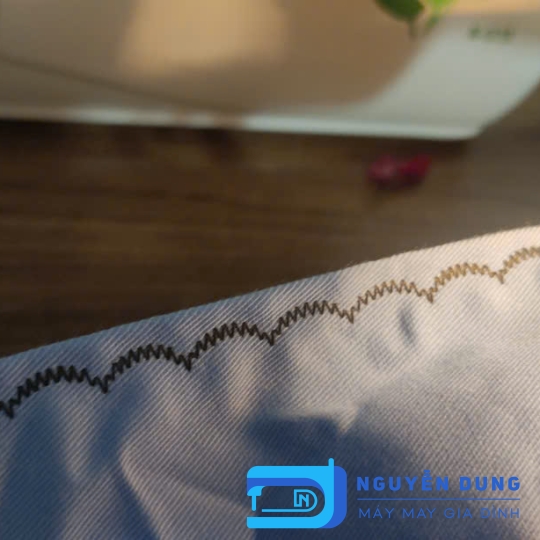 MÁY MAY NHẬT MÁY MAY GIA ĐÌNH ĐA NĂNG PS2000