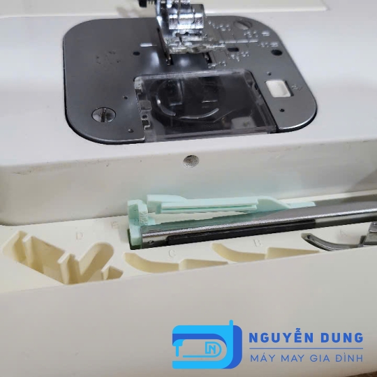 Máy may Nhật - Máy may gia đình đa năng JUKI HZL T470