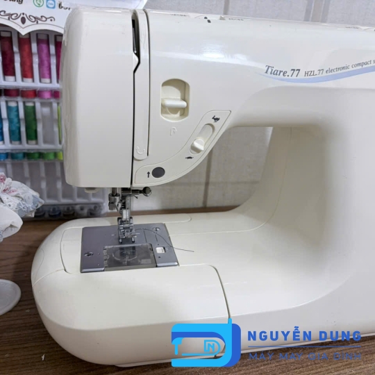 Máy may Nhật - Máy may gia đình đa năng JUKI TIARE HZL77