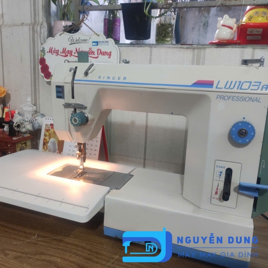 Máy may bán công nghiệp Singer LW103A
