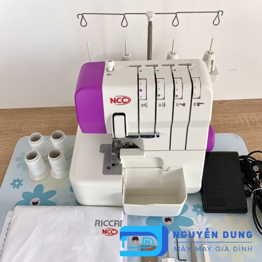 Máy vắt sổ gia đình NCC LB42C